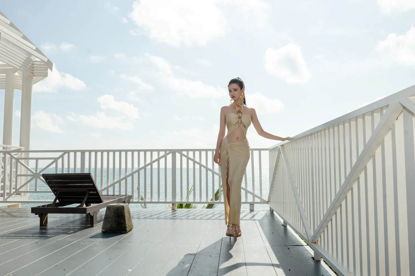 年年 - 海边维纳斯 [80P-549MB] tg@simisebaisi 【丝足阁】078.webp